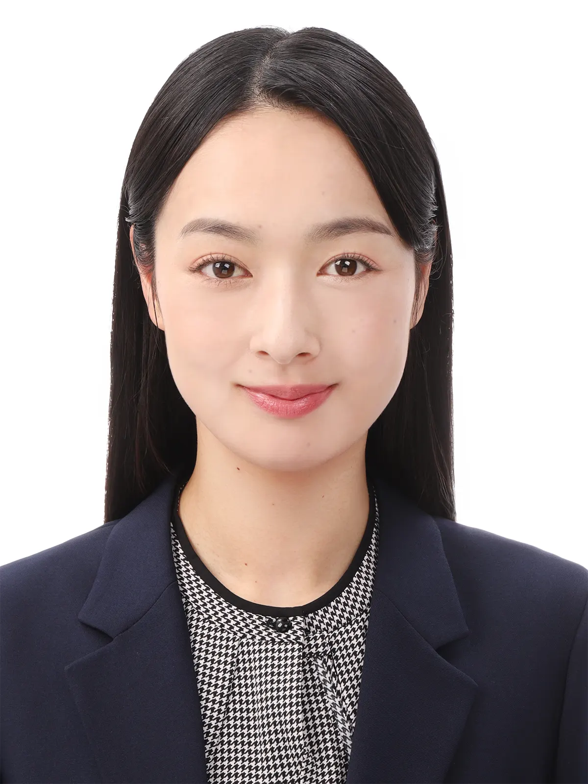 30代前半女性の社員証証明写真修正のアフター