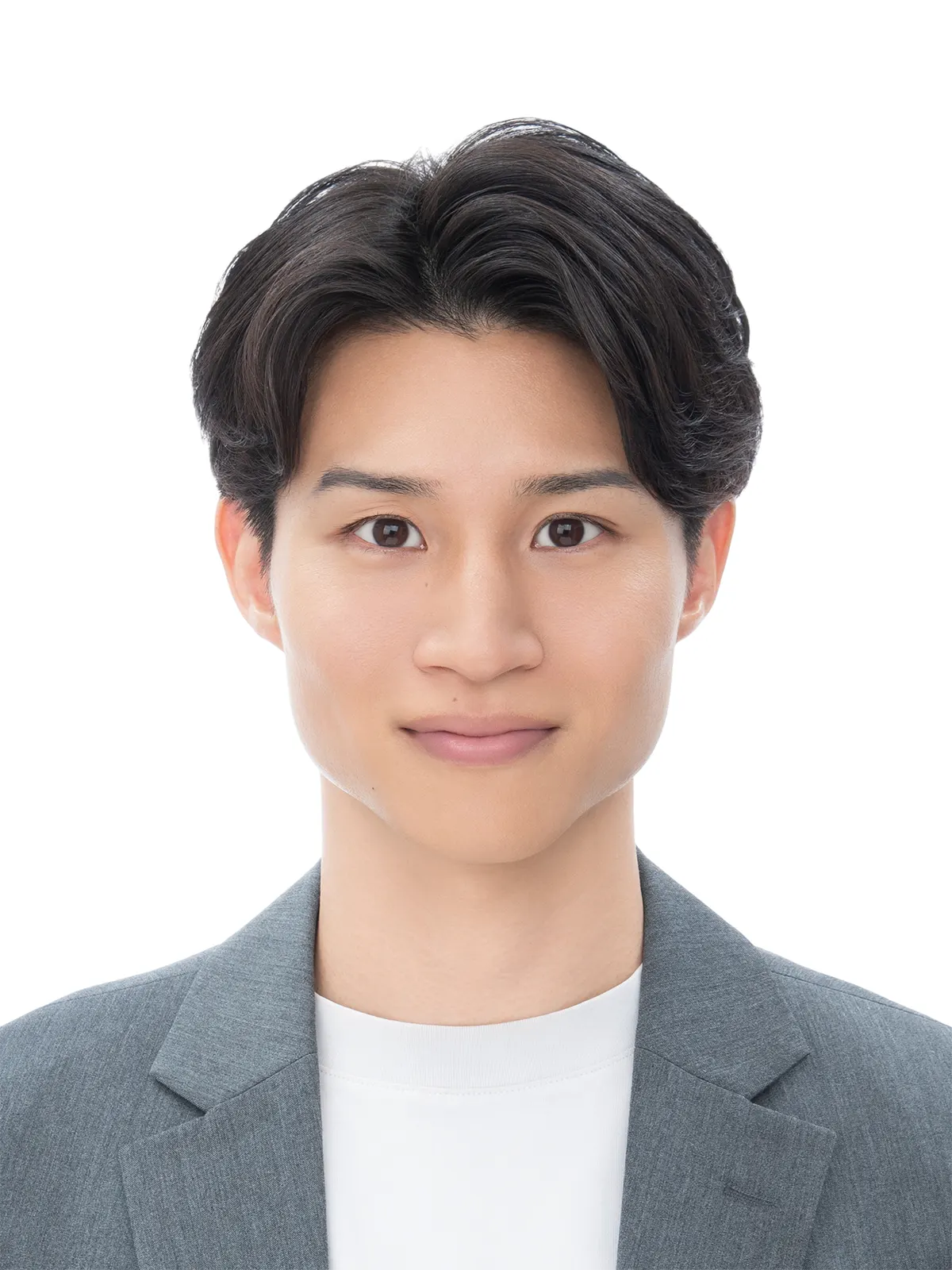 20代後半男性の社員証証明写真修正のアフター