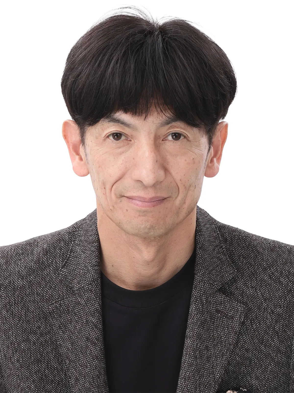 40代後半男性の社員証用証明写真修正のビフォー